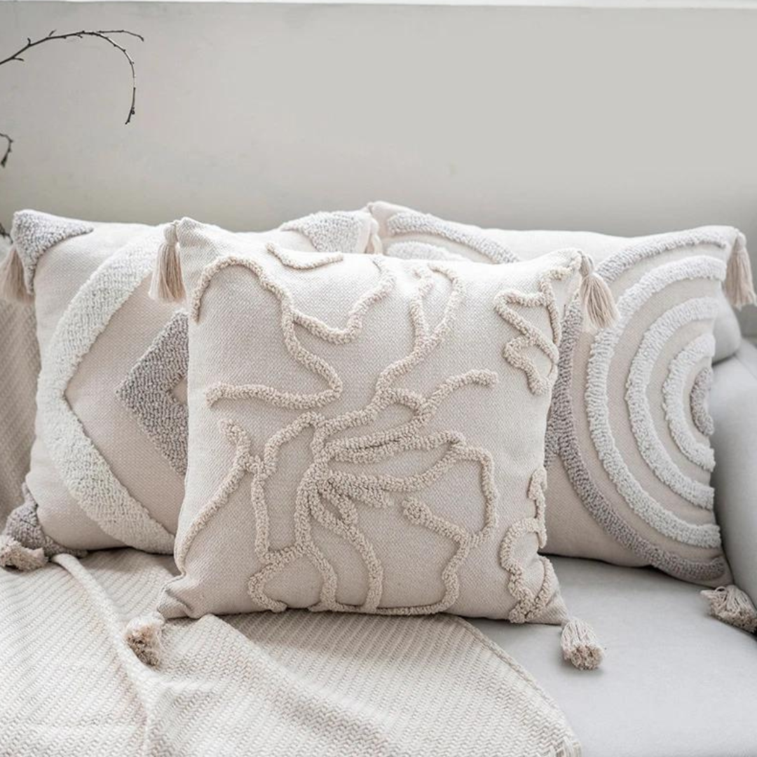 Nordic-Style Tufted Pillow Cove