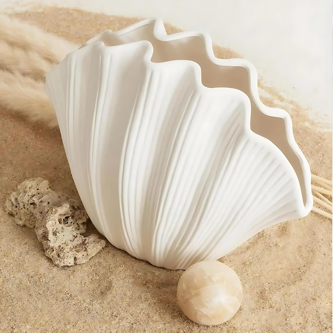 Modern Shell Design Ceramic Vase