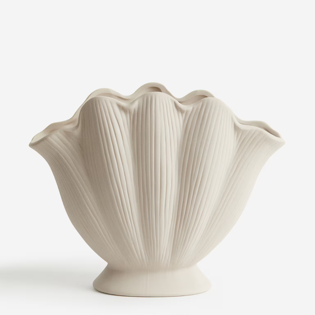 Trendy Shell Vase